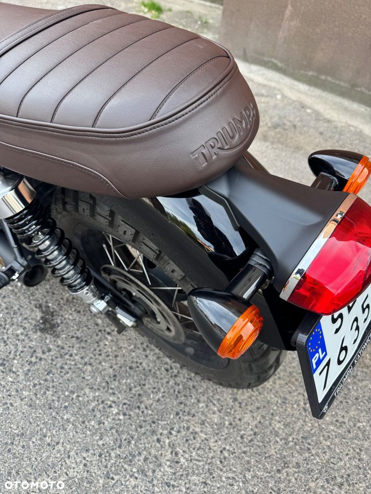 Triumph Bonneville - 10