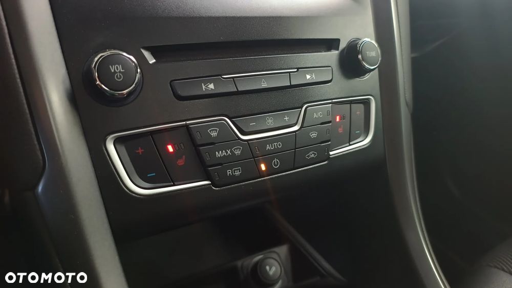 Ford Mondeo 1.5 EcoBoost ST-Line X - 31
