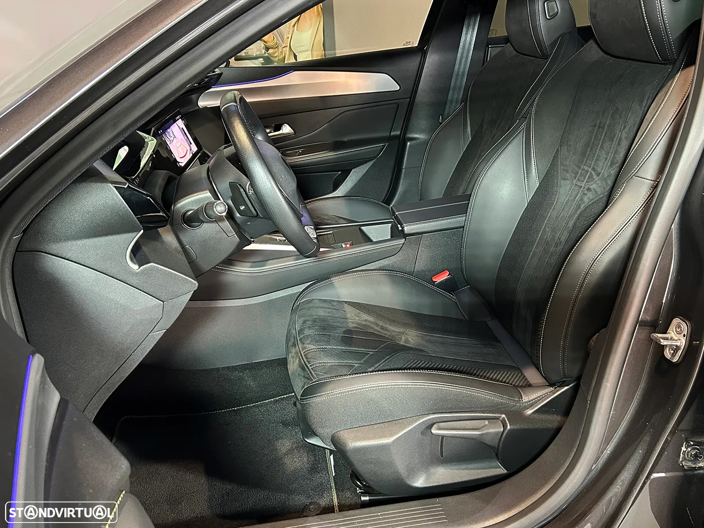 Peugeot 408 1.6 Hybrid GT e-EAT8 - 19