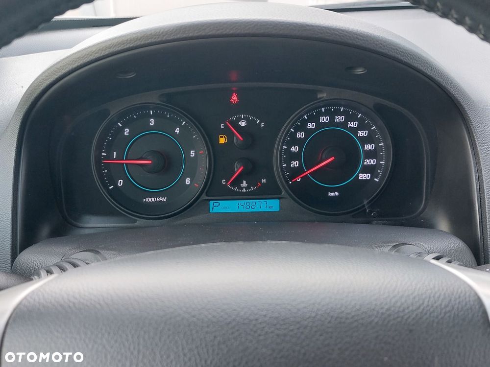 Chevrolet Captiva - 12