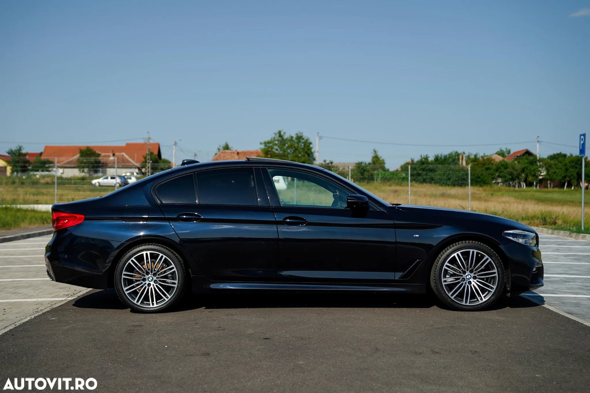 BMW Seria 5 520d xDrive AT MHEV - 13