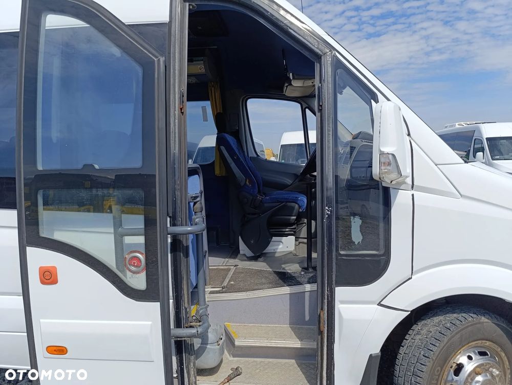 Mercedes-Benz Sprinter 519 - 14