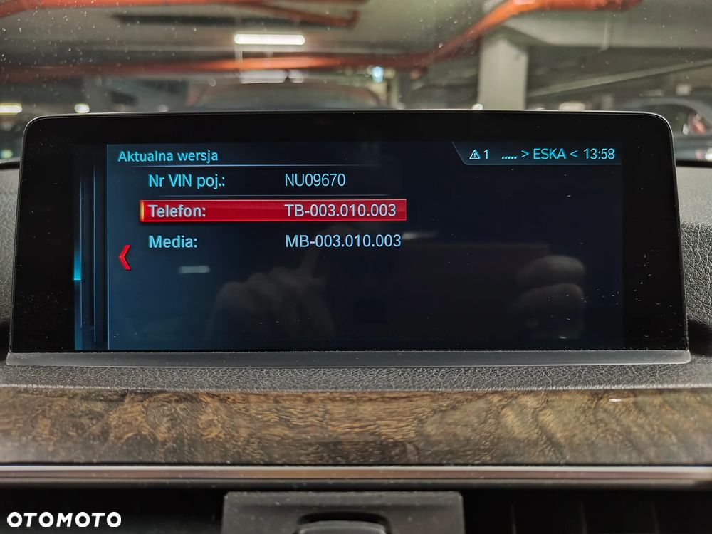 BMW Seria 3 330i Sport Line Sport - 14