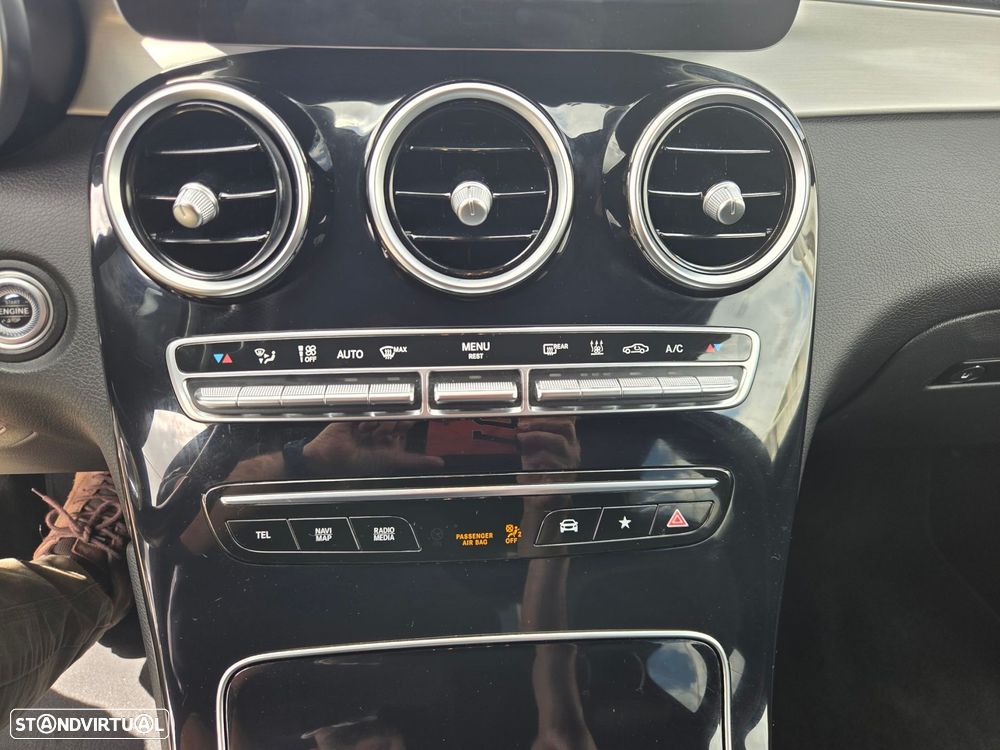 Mercedes-Benz GLC 300 de Coupe 4Matic 9G-TRONIC AMG Line — fotografia 23