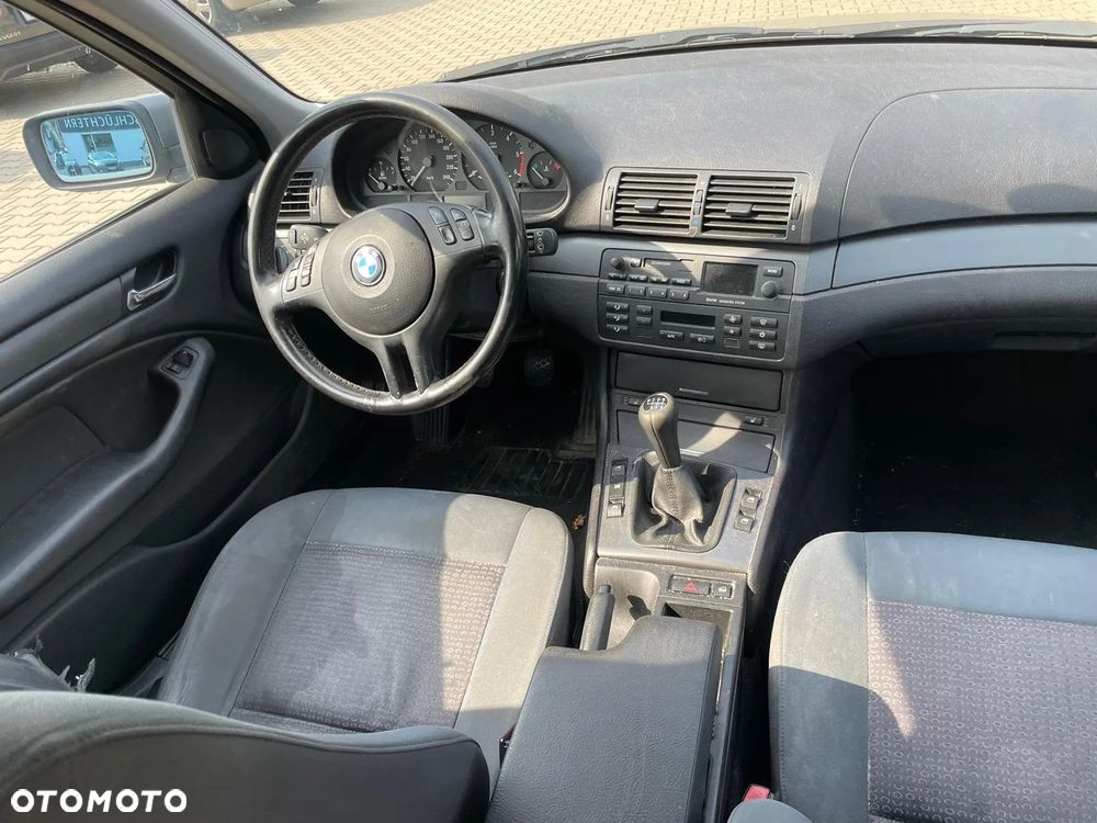 BMW Seria 3 320d Touring Edition Lifestyle - 9