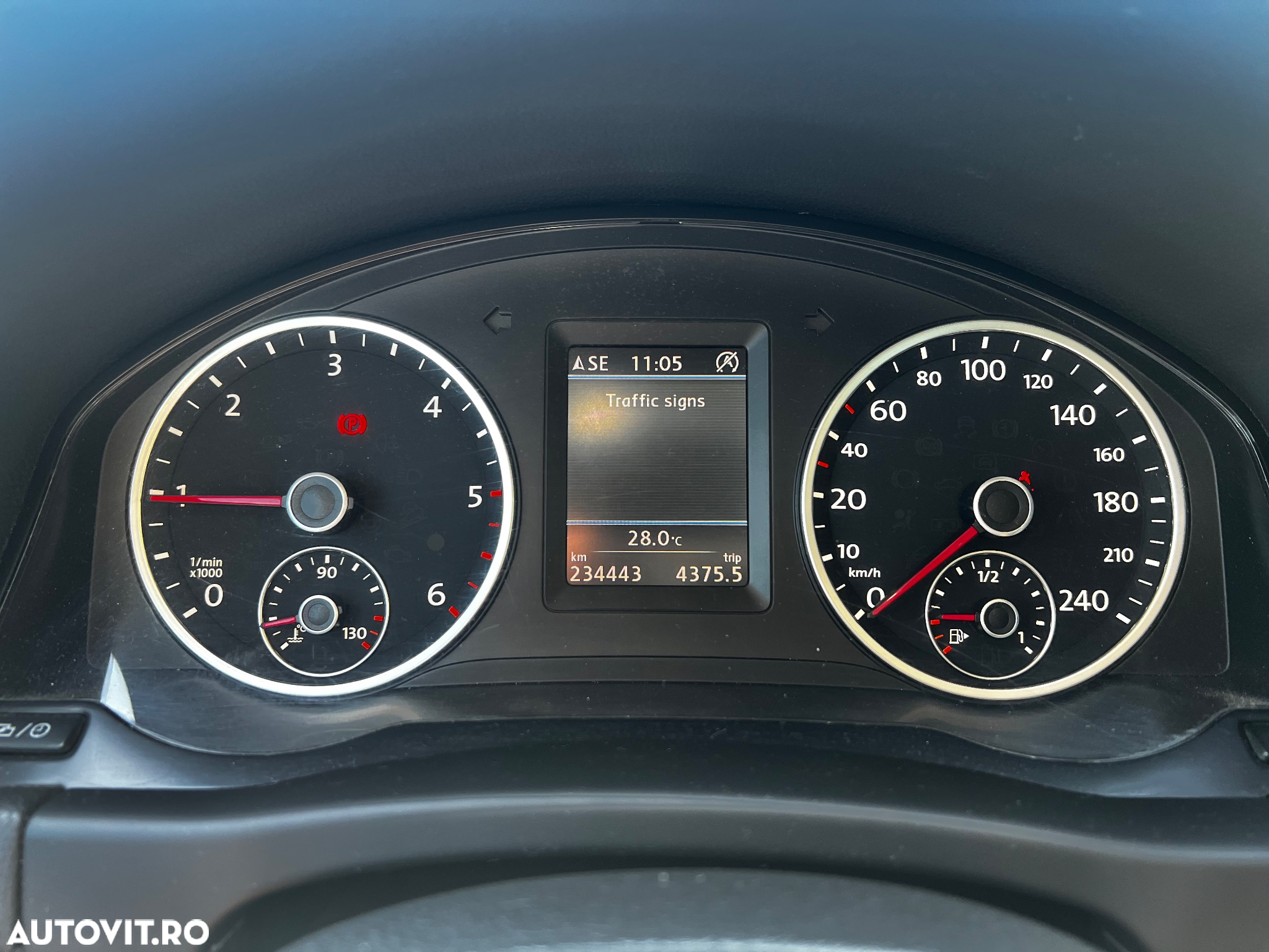 Volkswagen Tiguan 2.0 TDI 4Motion BMT Sport & Style - 12
