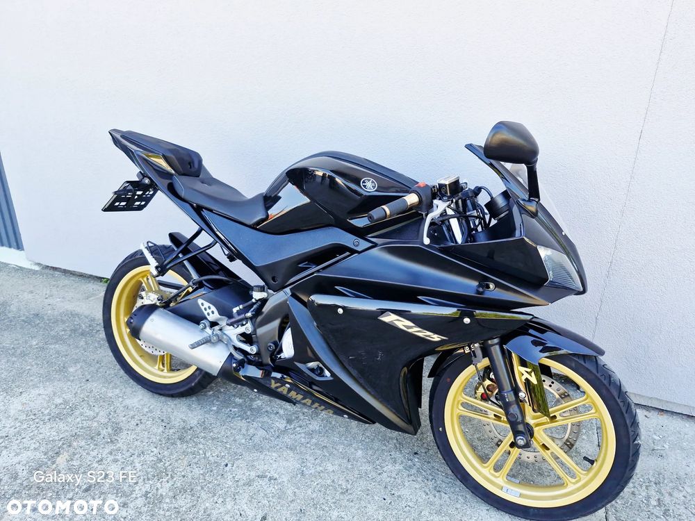 Yamaha YZF - 21