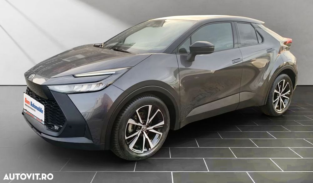 Toyota C-HR 1.8 Hybrid Team Deutschland - 1