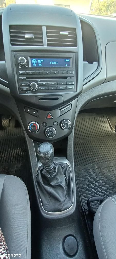 Chevrolet Aveo - 6