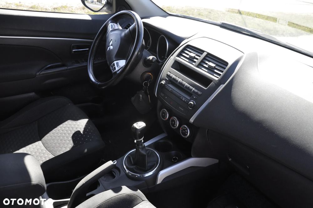 Mitsubishi ASX 1.8 DI-D 2WD Edition II - 15