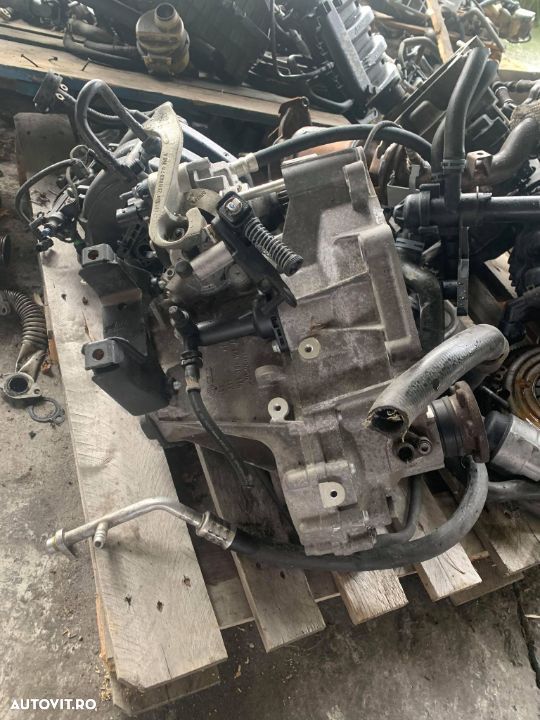 Vand cutie de viteza Opel Antara 4x2 , cod 02T301103AB - 2