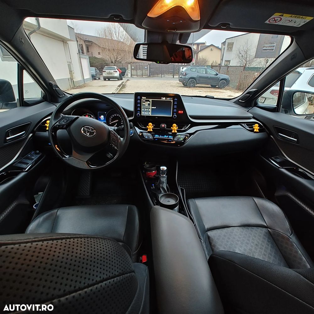 Toyota C-HR 2.0 HSD 184 CP 4x2 CVT Classy Bi-Tone - 4