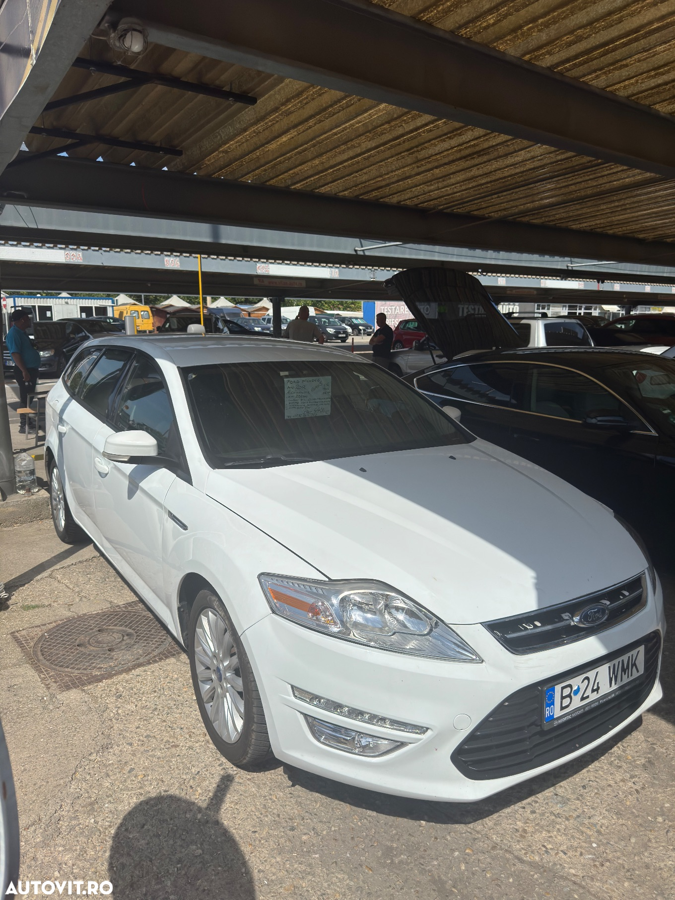 Ford Mondeo 1.6 TDCi Ambiente - 2