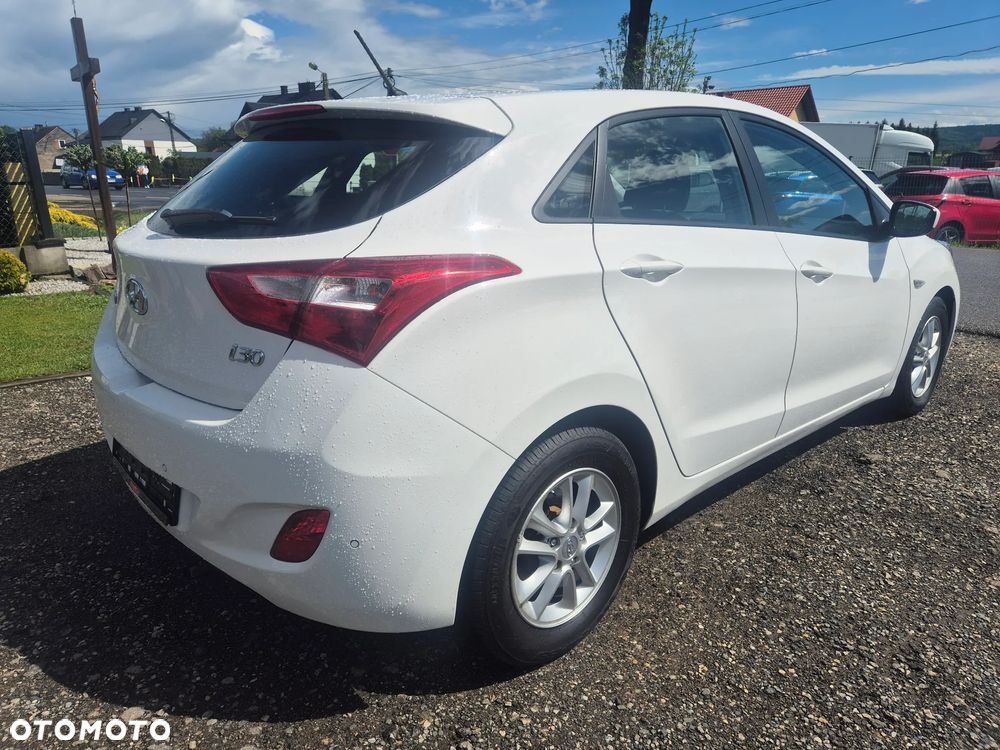 Hyundai i30 1.4 Trend - 6