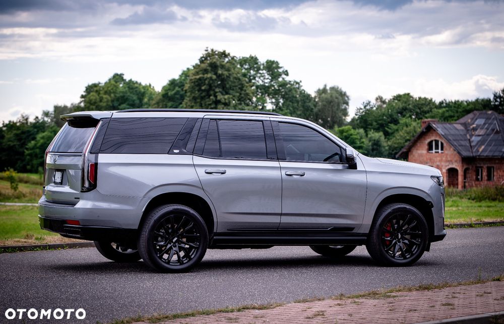 Cadillac Escalade - 7