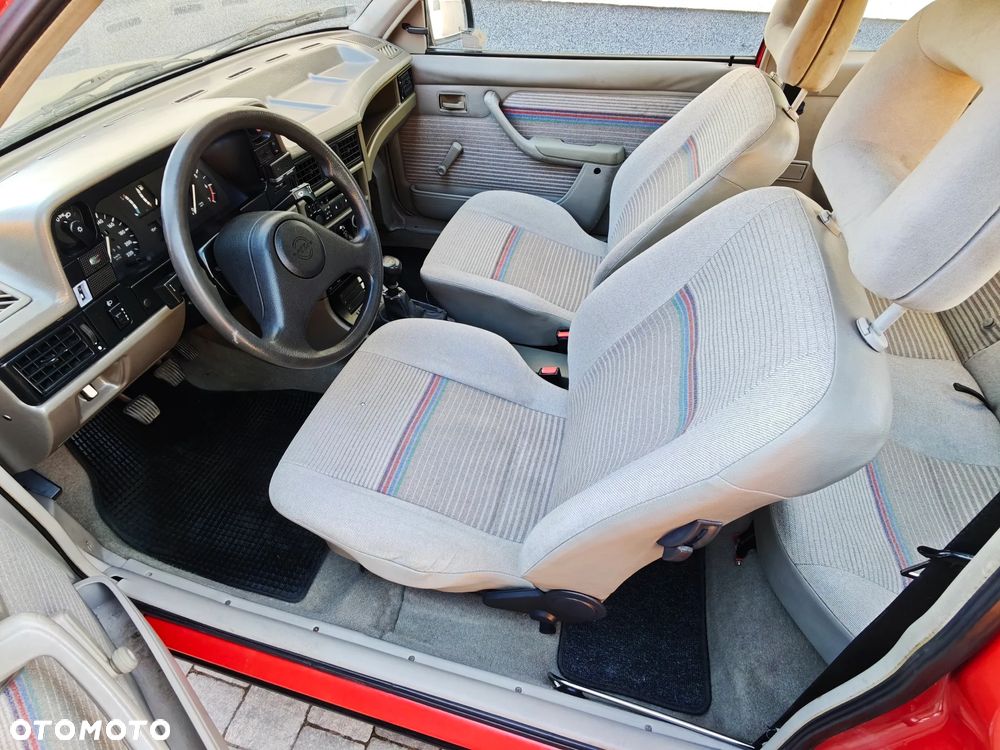 Opel Kadett 1.4 LS - 31