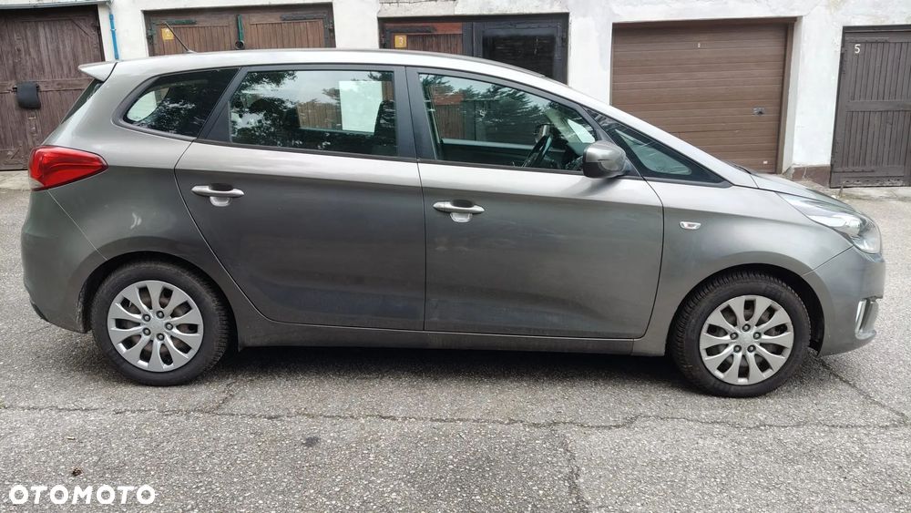 Kia Carens 1.7 CRDi M - 3