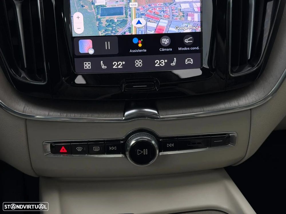 Volvo XC 60 2.0 T6 PHEV Plus Dark AWD - 55