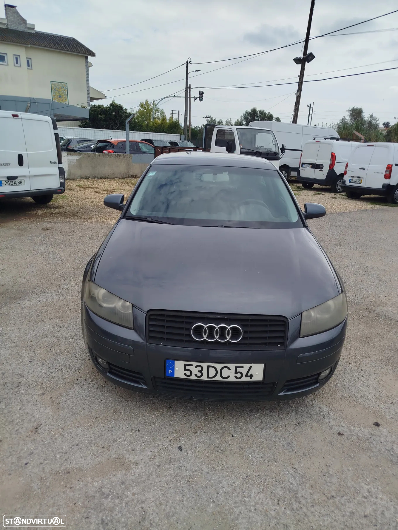 Audi A3 2.0 TDi Ambiente - 2