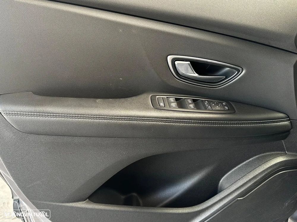 Renault Grand Scénic 1.5 dCi Intens EDC SS - 3