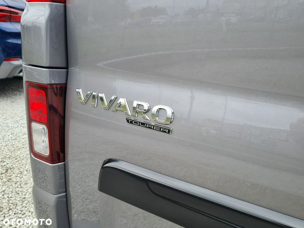 Opel Vivaro - 38
