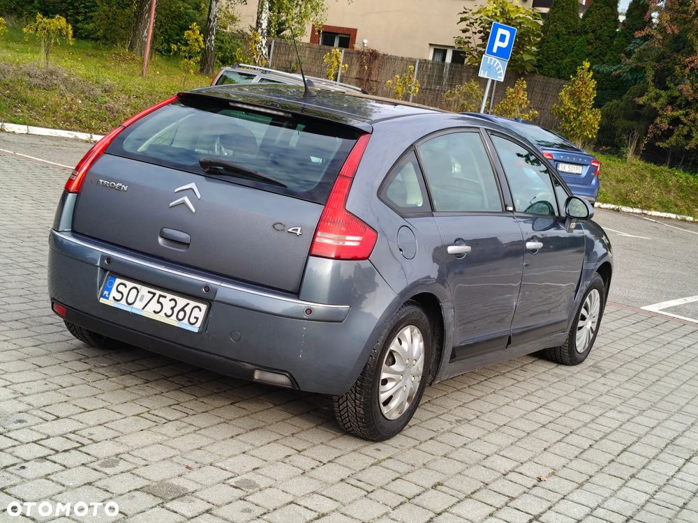 Citroën C4 1.6 HDi FAP Confort - 15