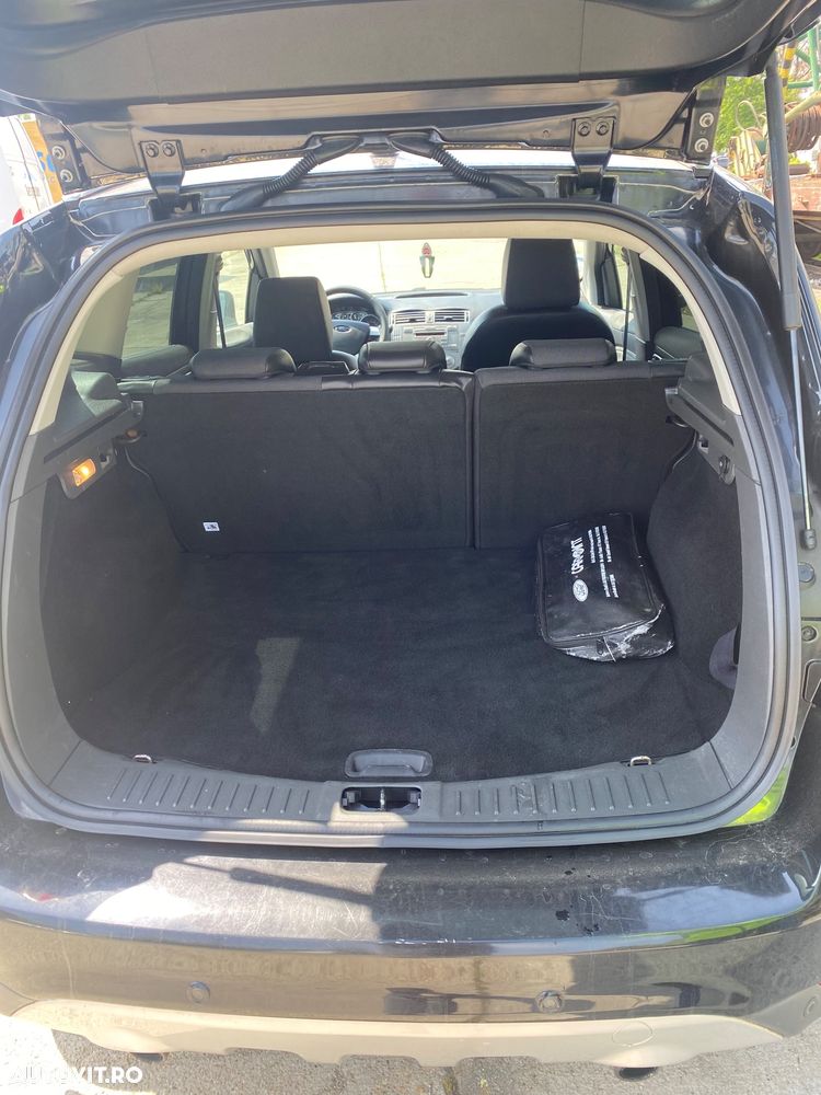 Ford Kuga 2.0 TDCi 4WD Powershift Titanium - 13