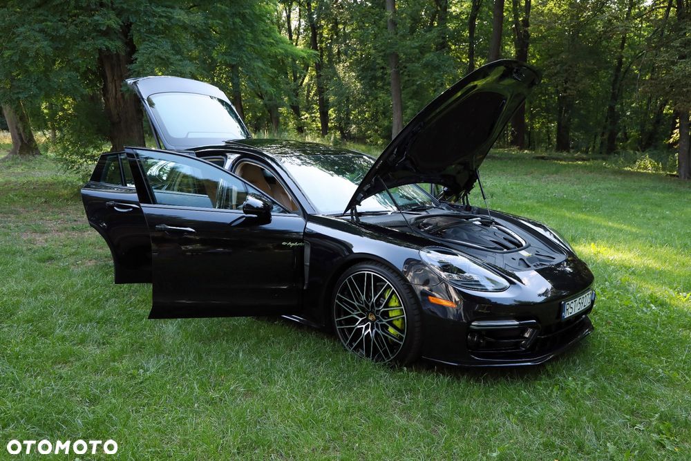 Porsche Panamera - 17