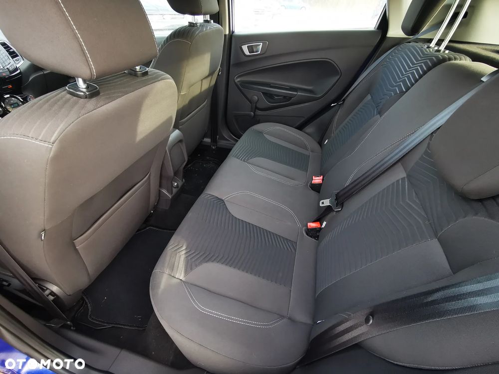 Ford Fiesta 1.0 EcoBoost STart-Stop Titanium - 11