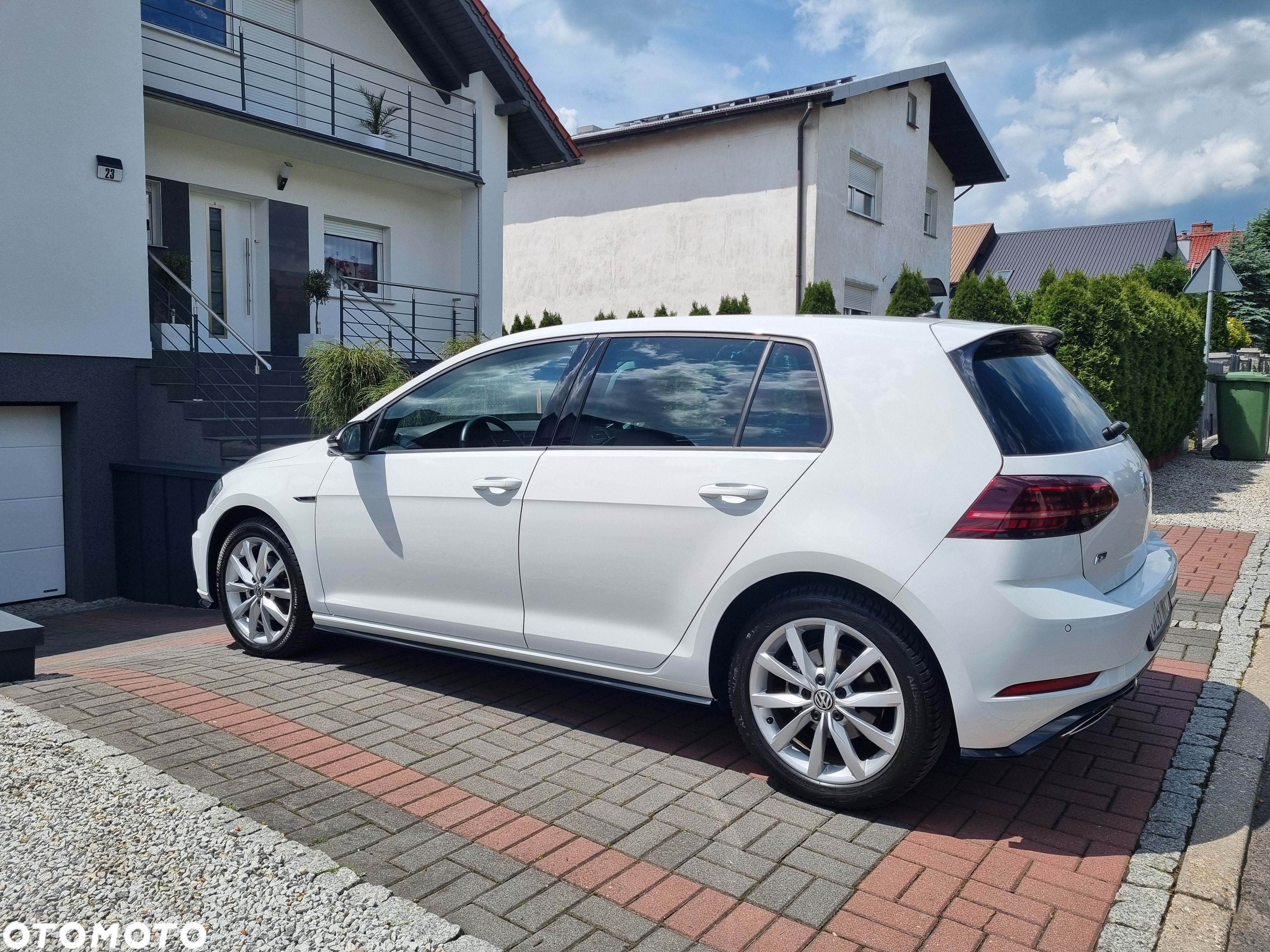 Volkswagen Golf 2.0 TDI (BlueMotion Technology) Highline - 5