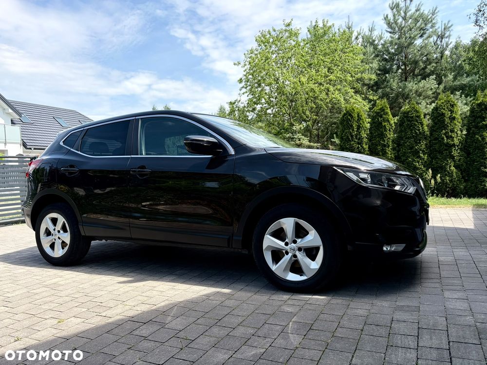 Nissan Qashqai 1.2 DIG-T N-Connecta EU6 - 3