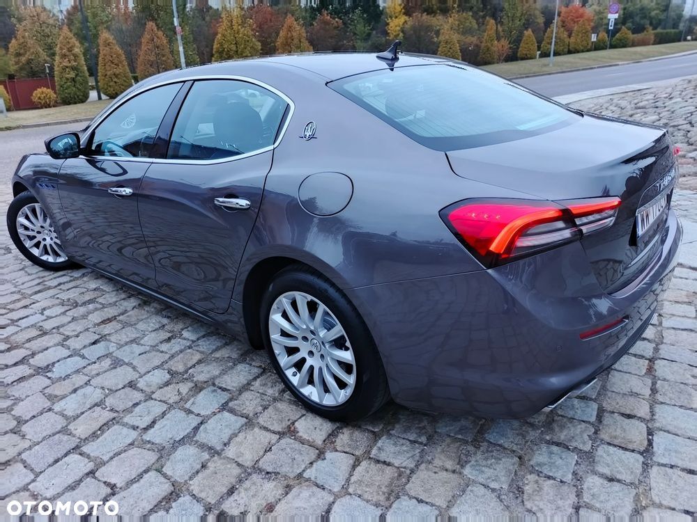 Maserati Ghibli 2021