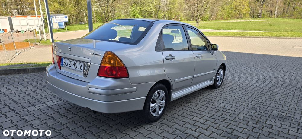 Suzuki Liana - 6