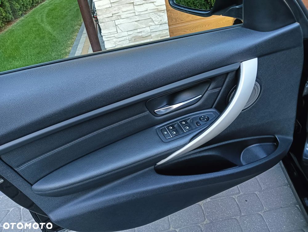 BMW Seria 3 - 20