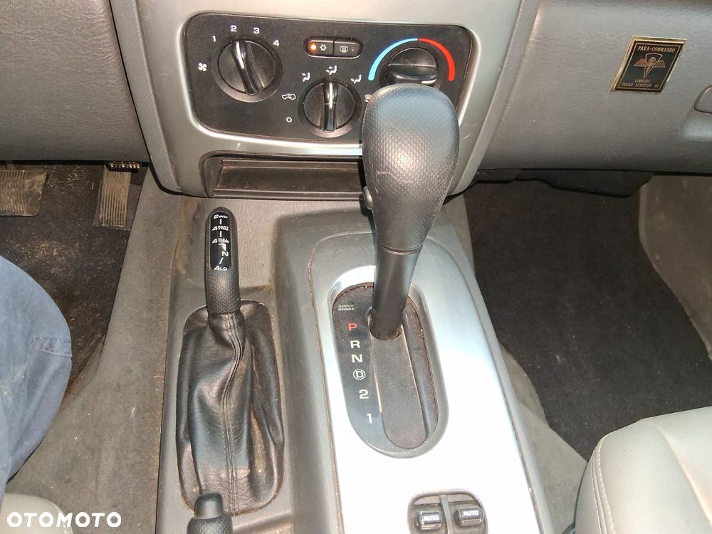 Jeep Cherokee 2.8 CRD Automatik Limited - 4