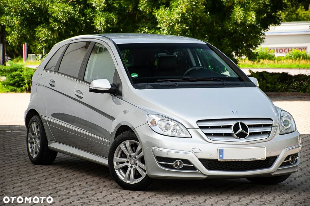 Mercedes-Benz Klasa B 180 CDI DPF Special Edition - 17