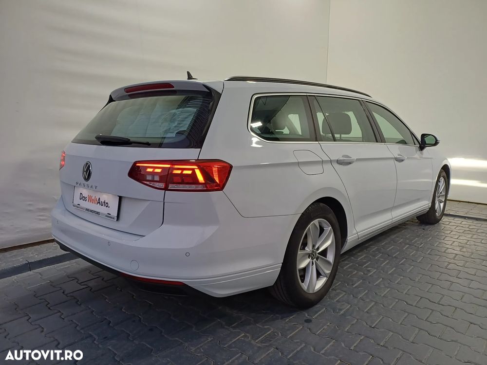 Volkswagen Passat Variant 2.0 TDI DSG Comfortline - 38