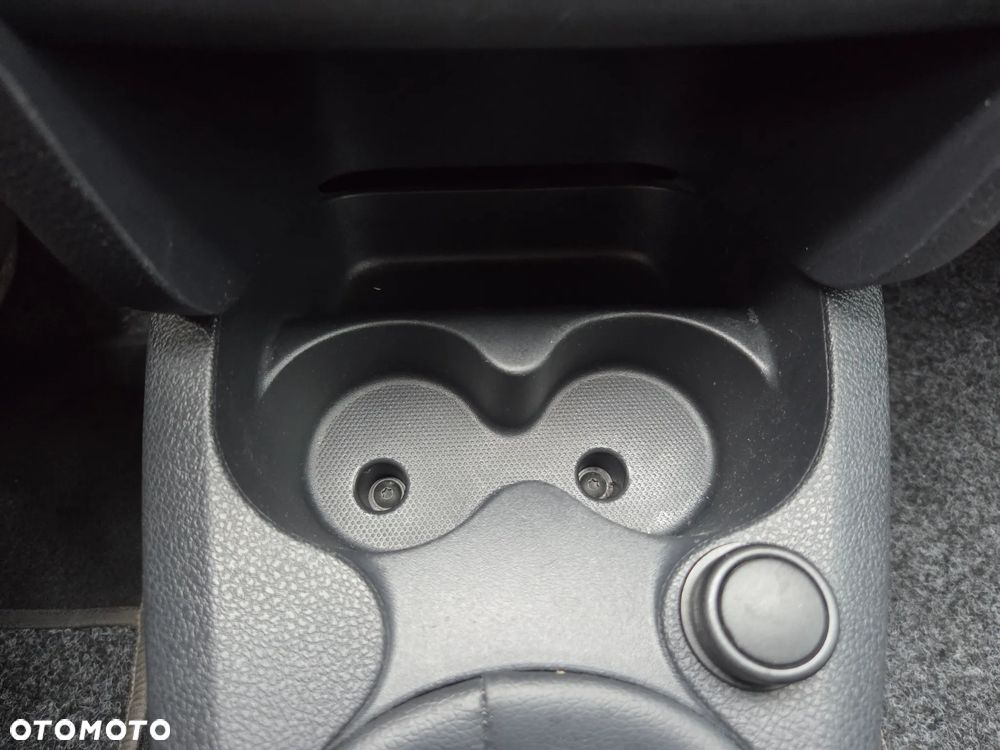Dacia Sandero TCe 90 Celebration - 26
