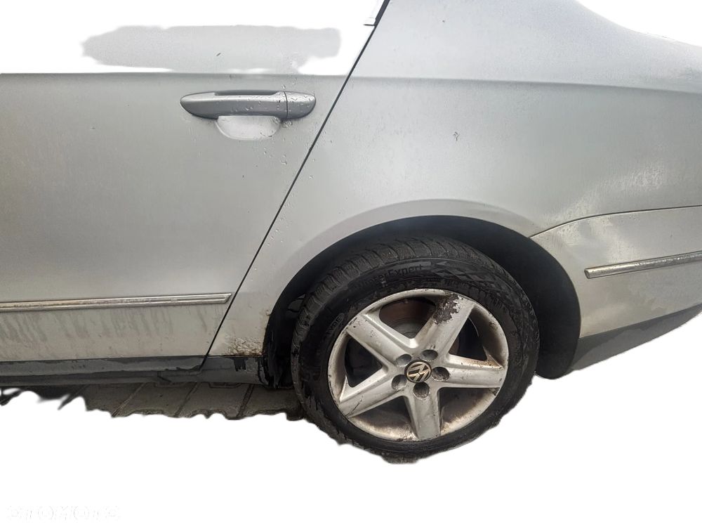Volkswagen Passat - 22