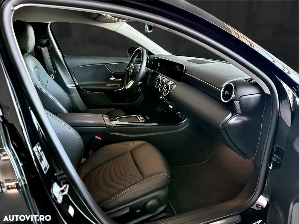 Mercedes-Benz A 200 7G-DCT Progressive - 15