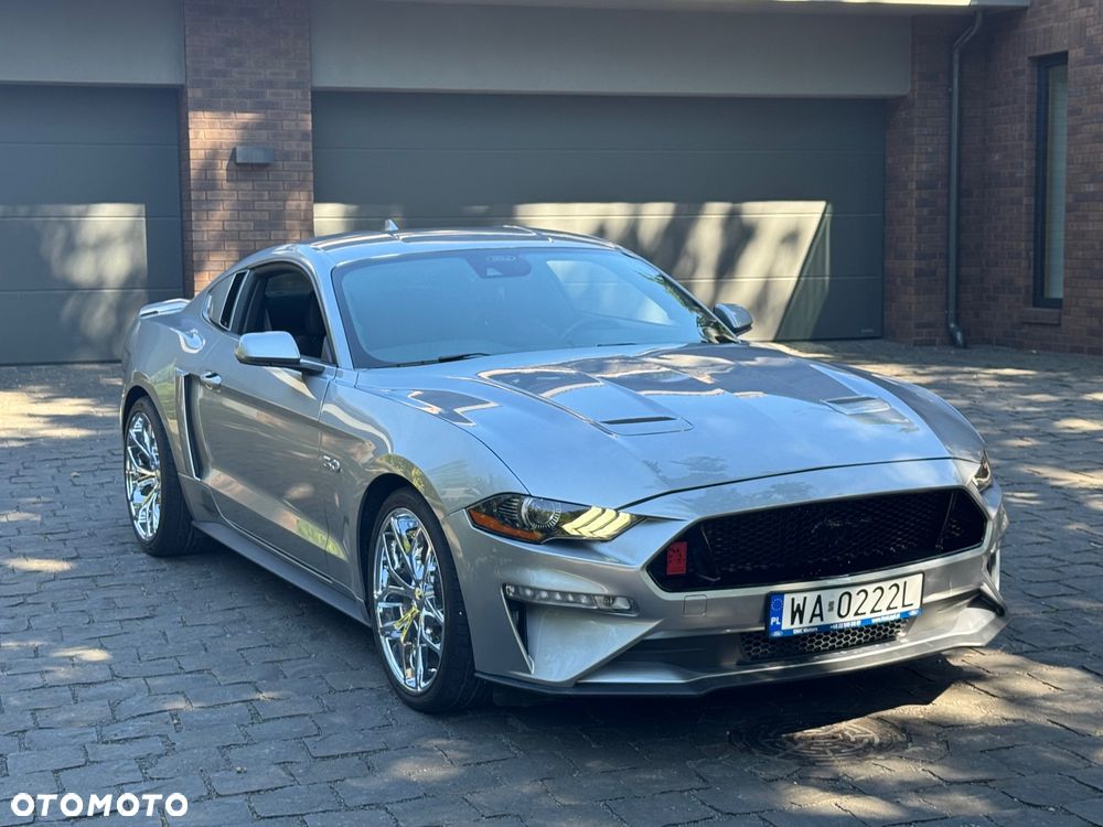 Ford Mustang - 1