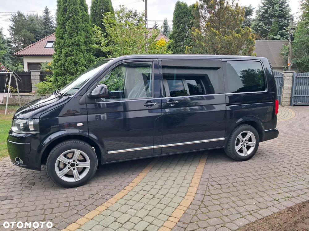 Volkswagen Multivan - 9