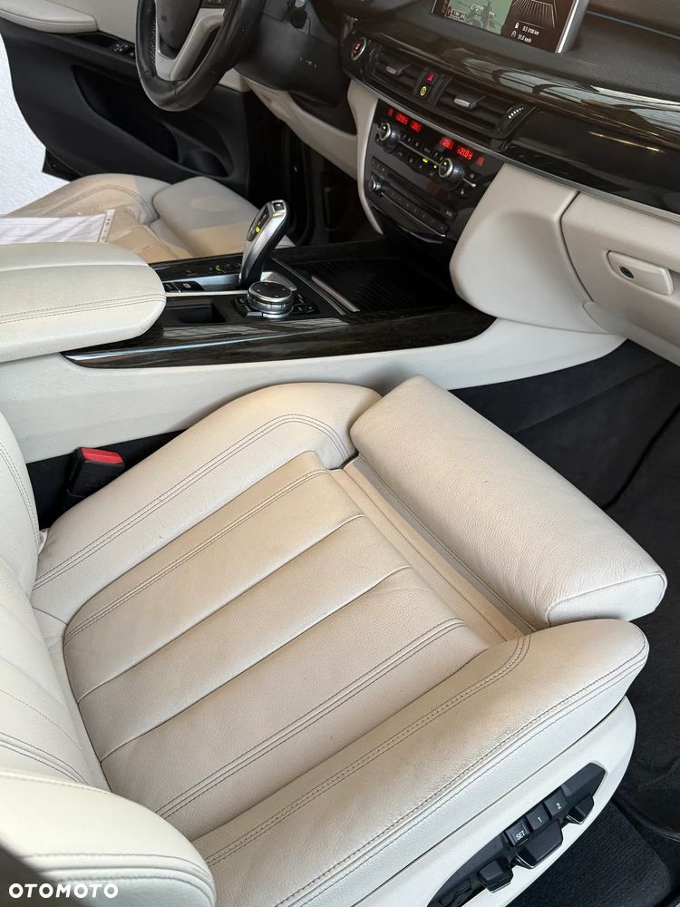 BMW X5 xDrive25d - 22