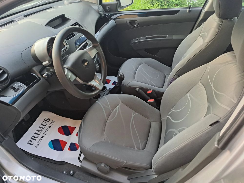 Chevrolet Spark - 10