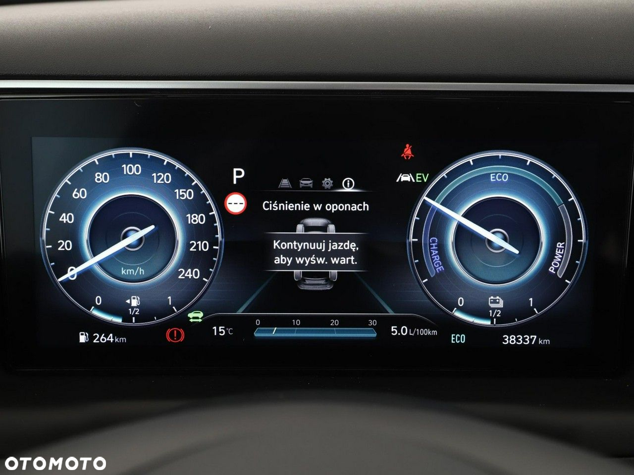 Hyundai Tucson 1.6 T-GDi HEV Executive 2WD - 22