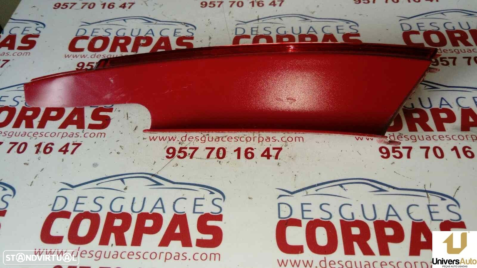 FAROLIM TRASEIRO DIREITO CITROEN C4 COUPÉ 2005 -9655863780 - 3