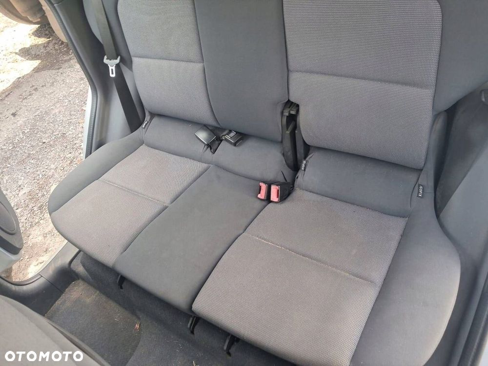 FOTELE KANAPA BOCZKI MITSUBISHI COLT Z30 VI 04R 5D - 6