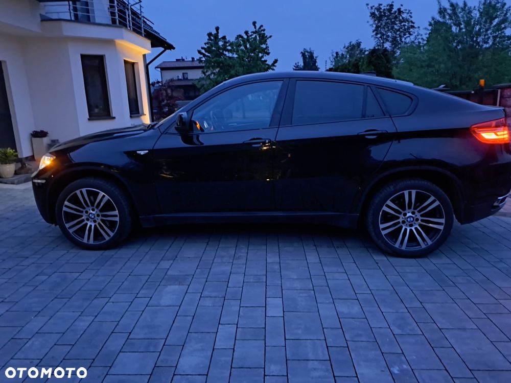 BMW X6 35i xDrive - 11