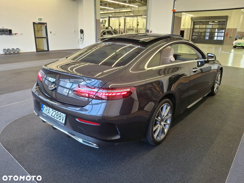 Mercedes-Benz E-Class 2020 photo 4