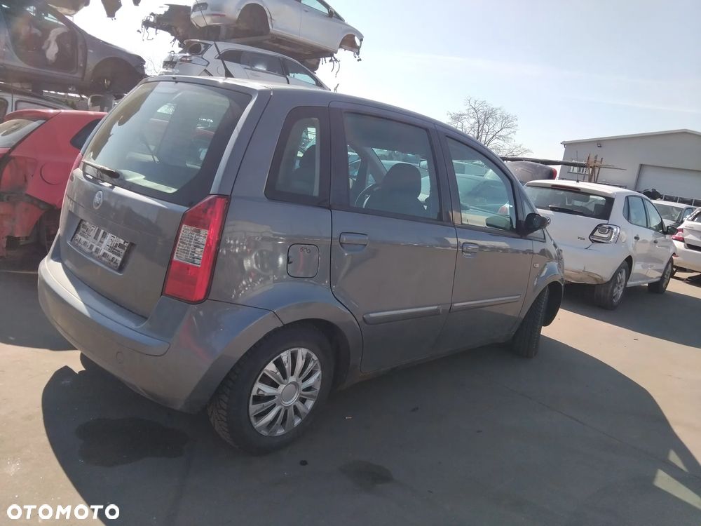 Fiat Idea z silnikiem 1,4 16v ozn. 845A1000 II skrzynią manualną 6 biegów lakier 600 - 3